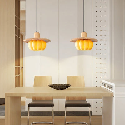 Zeitgenössische kreative Disc-Kürbisform Holzharz-Schirm 1-Licht Pendelleuchte für das Wohnzimmer 