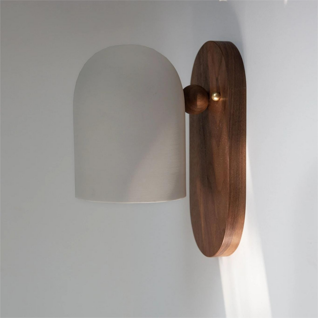 Traditionelle japanische drehbare Zylinderholz-Wandleuchte mit 1 Licht für das Wohnzimmer 