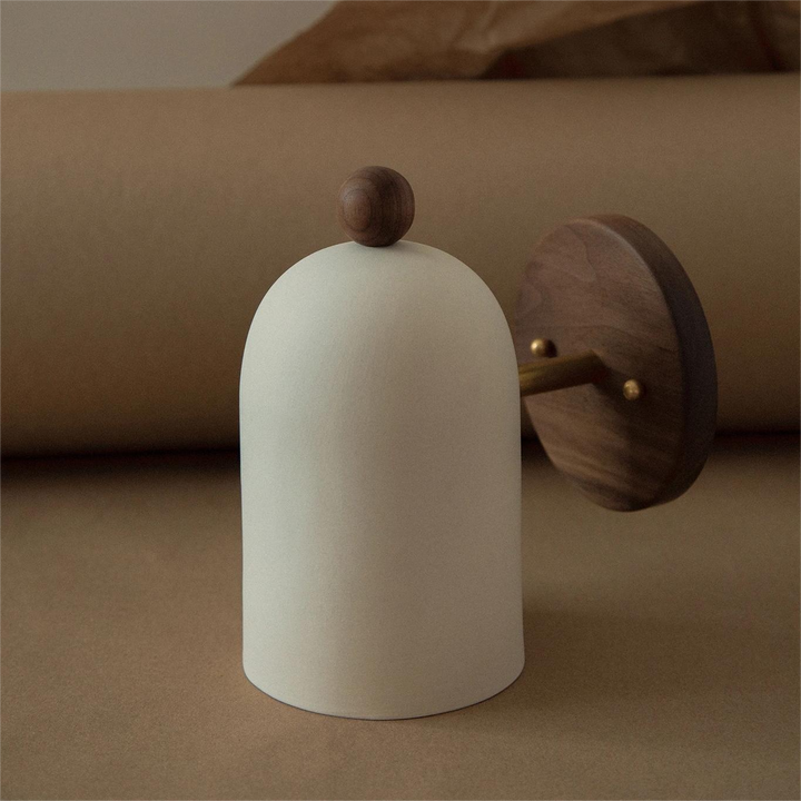 Traditionelle japanische drehbare Zylinderholz-Wandleuchte mit 1 Licht für das Wohnzimmer 