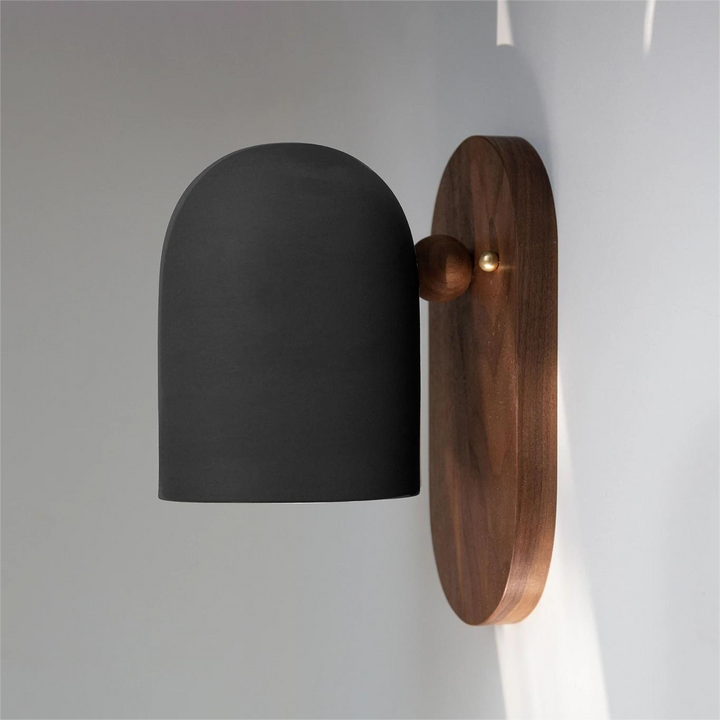 Traditionelle japanische drehbare Zylinderholz-Wandleuchte mit 1 Licht für das Wohnzimmer 