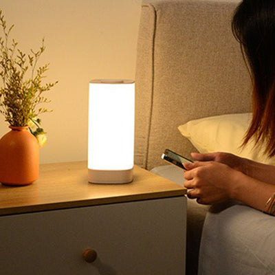 مصباح طاولة LED مستطيل الشكل من ABS PC بتصميم حديث وبسيط لغرفة النوم 