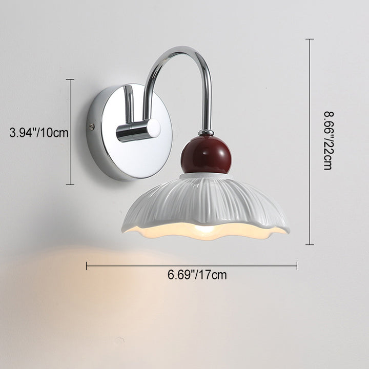 Applique murale moderne minimaliste ronde avec abat-jour en résine et base en métal à 1 lumière pour salon 