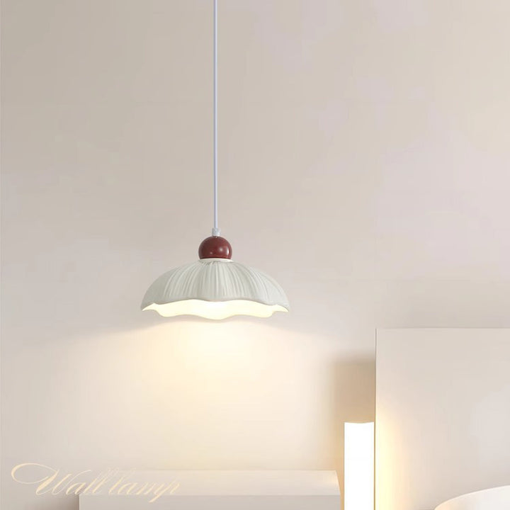 Moderne minimaliste ronde fleur résine abat-jour base en matériel 1-lumière suspension pour chambre 