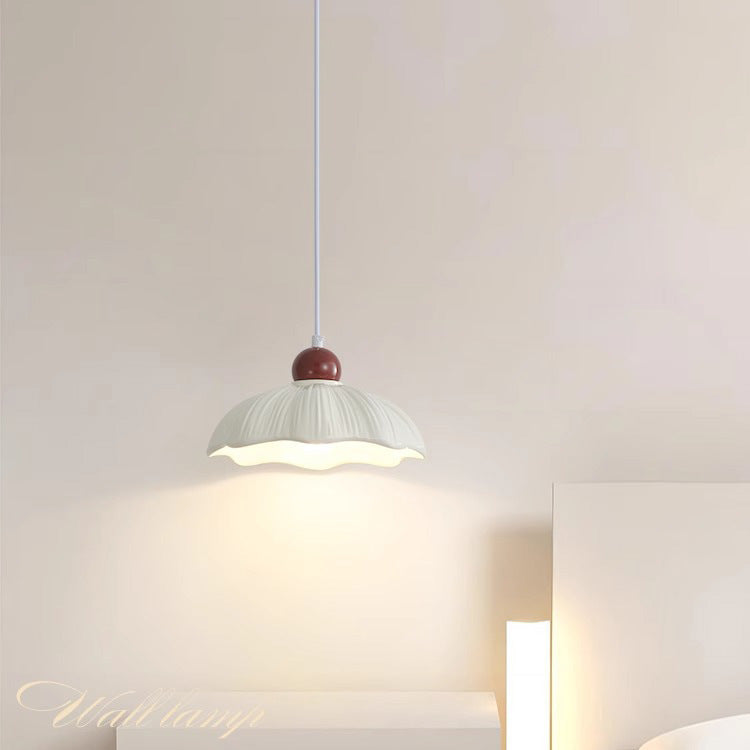 Moderne minimaliste ronde fleur résine abat-jour base en matériel 1-lumière suspension pour chambre 