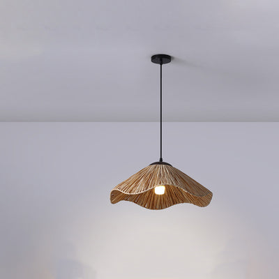 Traditional Rustic Round Wave Iron Straw 1-Light Pendant Light For Living Room