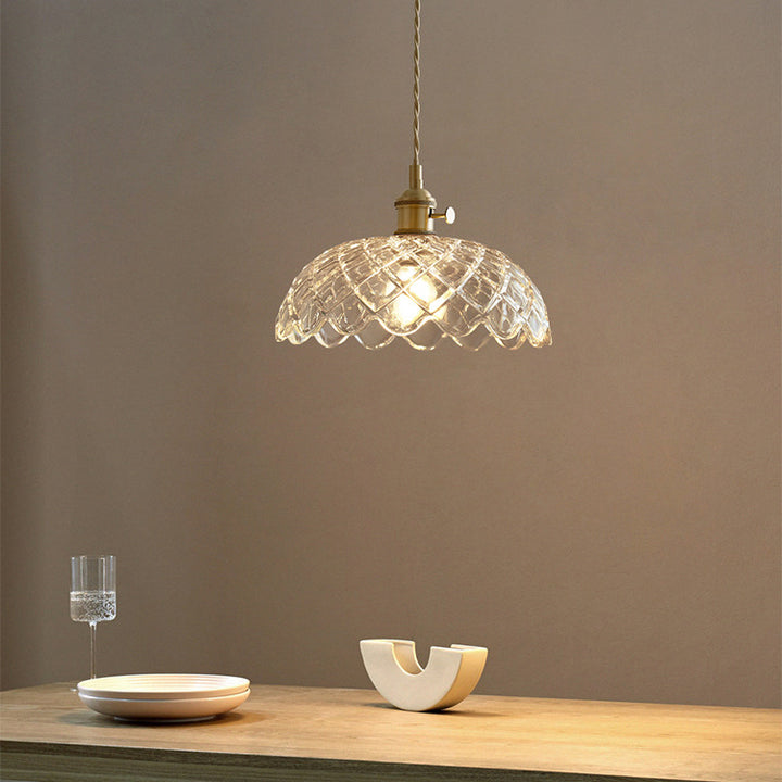 Suspension moderne minimaliste en laiton avec cône de fleurs rond en verre à 1 lumière pour salon 