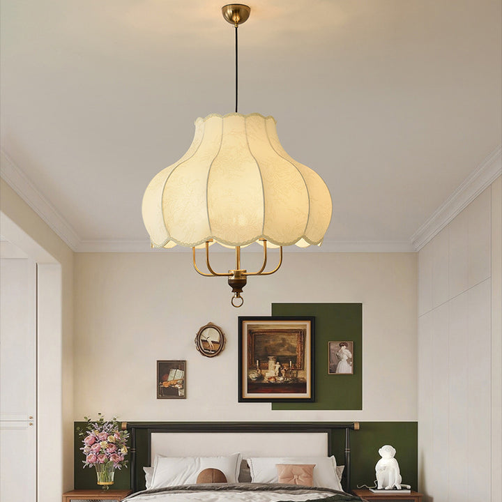 Suspension lumineuse traditionnelle française en forme de fleur ronde en bois massif avec cadre en fer et tissu 4/5 lumières pour salon 