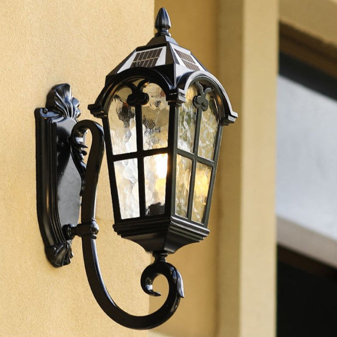 Applique murale extérieure en aluminium à dentelle quadrilatérale européenne traditionnelle avec verre imprimé 1 lumière pour jardin 