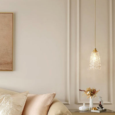 Lustre suspendu en laiton et verre à 1 lumière de forme de coupe de fleur minimaliste moderne pour chambre 