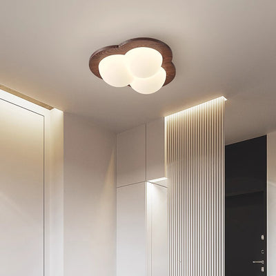 Luz de techo LED de montaje empotrado con pantalla de PE de madera en forma de corazón estrella creativa contemporánea para dormitorio 