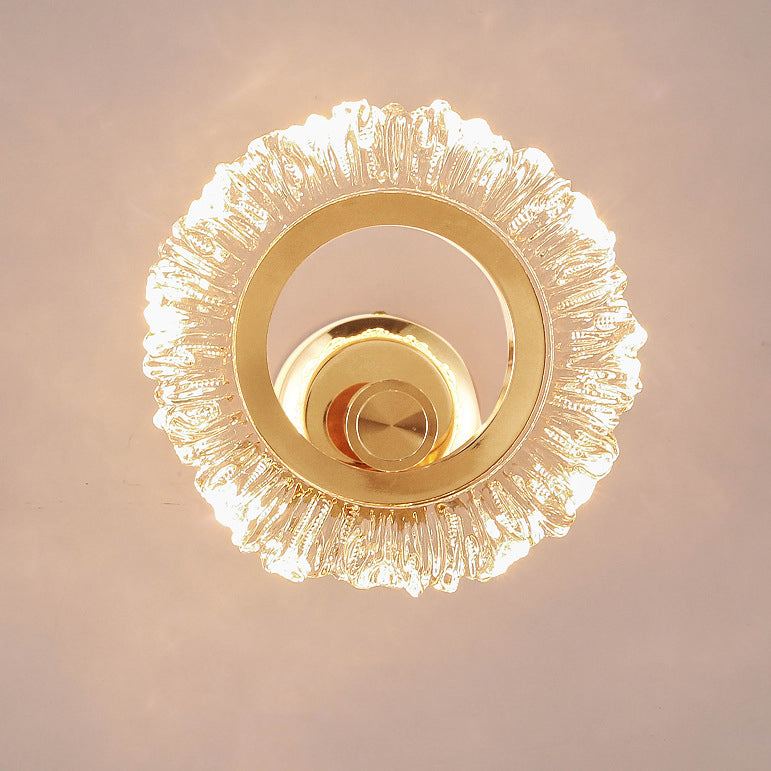 Moderne minimalistische runde Blütenblattform Eisen Acryl LED Wandleuchte für Schlafzimmer 