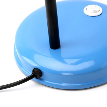 مصباح طاولة حديث بسيط بشكل قرن دائري من الحديد بلمبة واحدة لغرفة النوم 