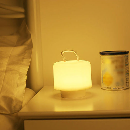 مصباح طاولة LED أسطواني محمول قابل لإعادة الشحن بتصميم حديث وبسيط مصنوع من ABS للغرفة 