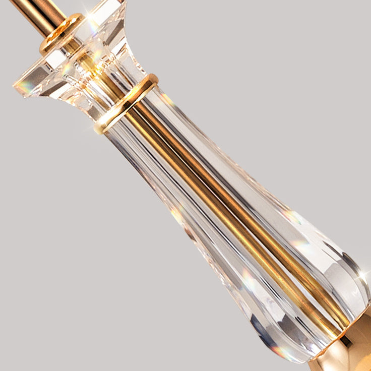 مصباح طاولة بقاعدة حديدية من الأكريليك بظل زجاجي مع قبة من الدانتيل على شكل نصف دائرة بأسلوب عصري بسيط مع ضوء واحد لغرفة المعيشة 