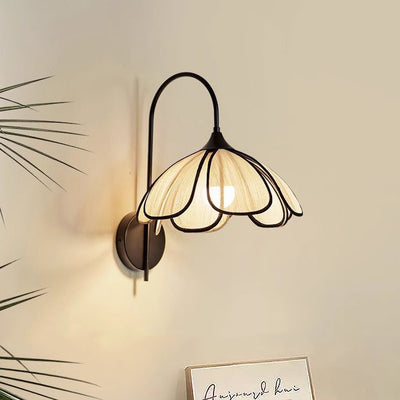 Contemporary Retro Dome Petal Fiber Woven 1-Light Wall Sconce Lamp For Living Room