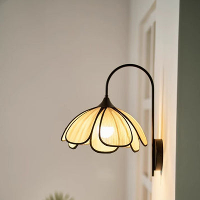 Contemporary Retro Dome Petal Fiber Woven 1-Light Wall Sconce Lamp For Living Room