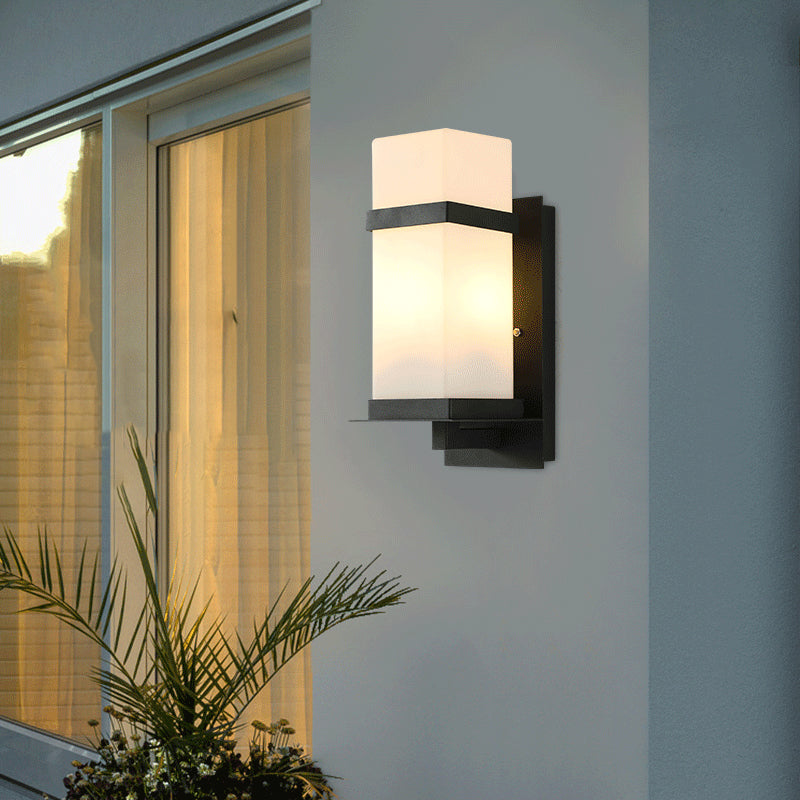 Lámpara Aplique de Pared de 1 Luz con Pantalla de Vidrio y Marco de Hierro Rectangular Moderno Minimalista para Patio Exterior 