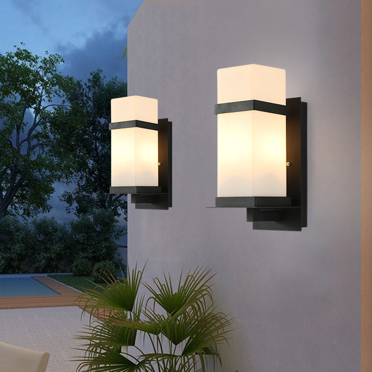 Lámpara Aplique de Pared de 1 Luz con Pantalla de Vidrio y Marco de Hierro Rectangular Moderno Minimalista para Patio Exterior 