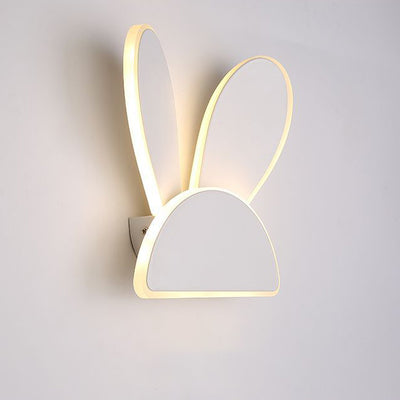Applique murale LED en fer PVC avec oreilles de lapin et bois de cerf demi-rond créatif contemporain pour chambre 