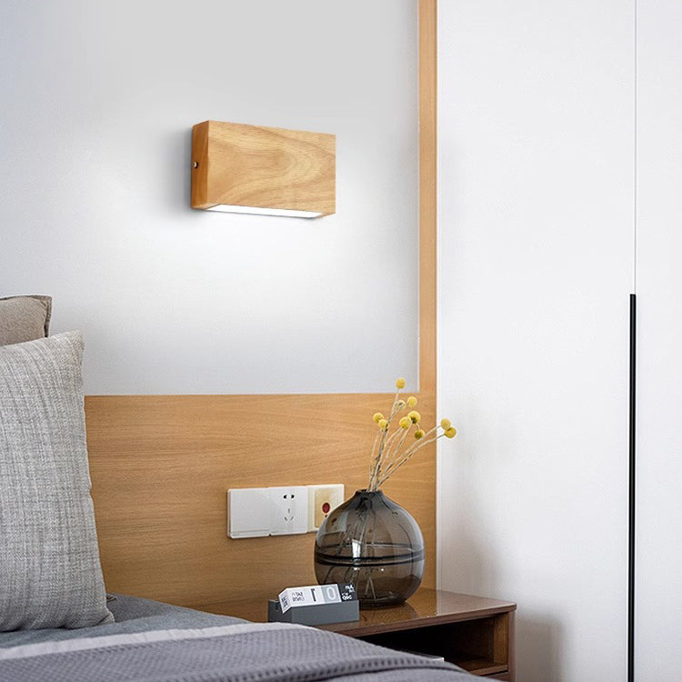 Moderne minimalistische rechteckige Wandleuchte aus Gummibaumholz und Acryl mit LED für das Schlafzimmer 