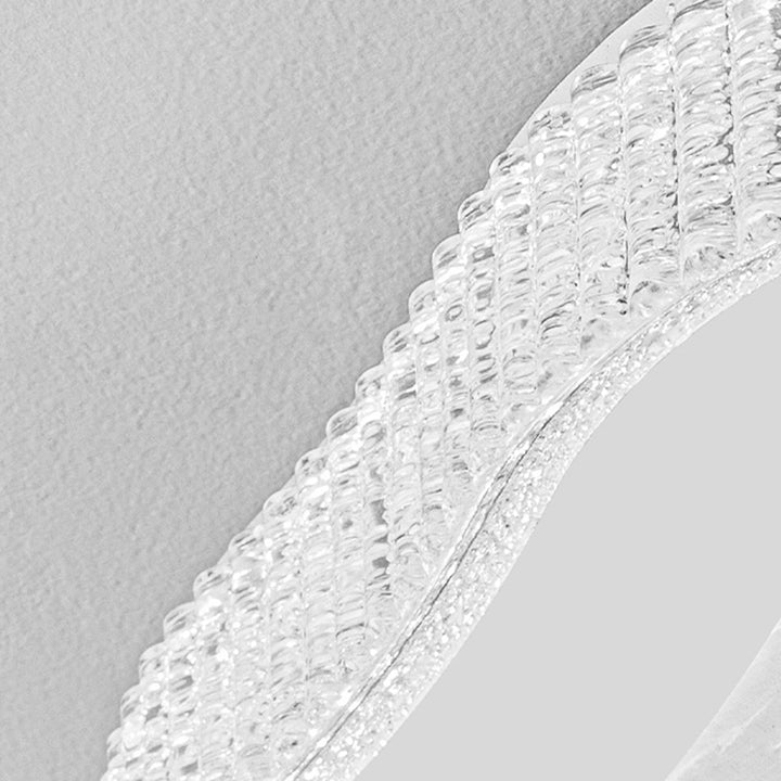 Moderne minimalistische unregelmäßige runde Blumen-LED-Deckenleuchte aus Eisen, Acryl und Kristall für das Schlafzimmer 