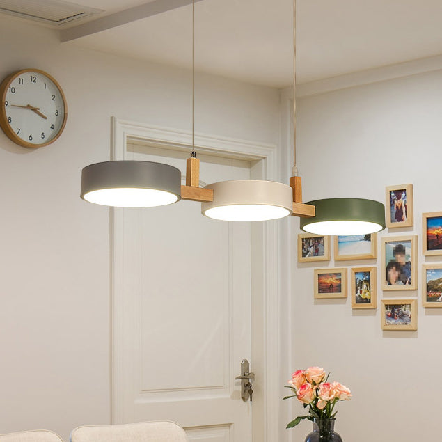 Lustre contemporain nordique rond en fer, acrylique et bois avec LED pour salle à manger 