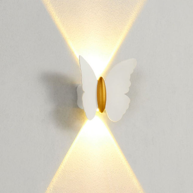 مصباح حائط LED من الألومنيوم المقاوم للماء بتصميم فراشة عصري بسيط للفناء الخارجي 