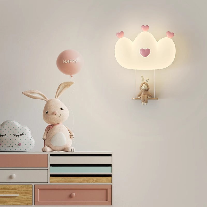現代的なクリエイティブキッズクラウンアニマルアイアンPE LEDウォールシャンデリアランプ寝室用 