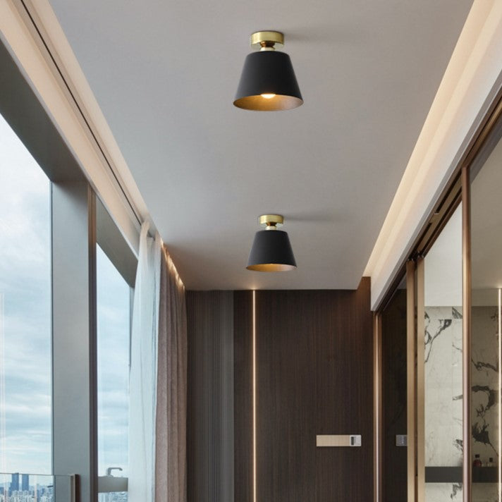 Zeitgenössisches nordisches rundes trapezförmiges Becher-Eisen-1-Licht-Halbeinbau-Deckenleuchte für den Flur 