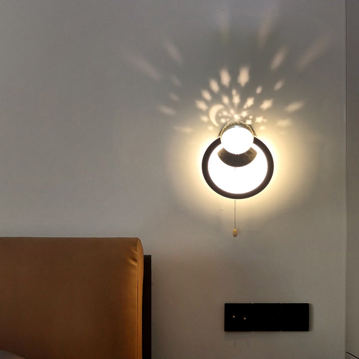 Zeitgenössische nordische runde Globus Eisen Aluminium Acryl LED Wandleuchte für Schlafzimmer 
