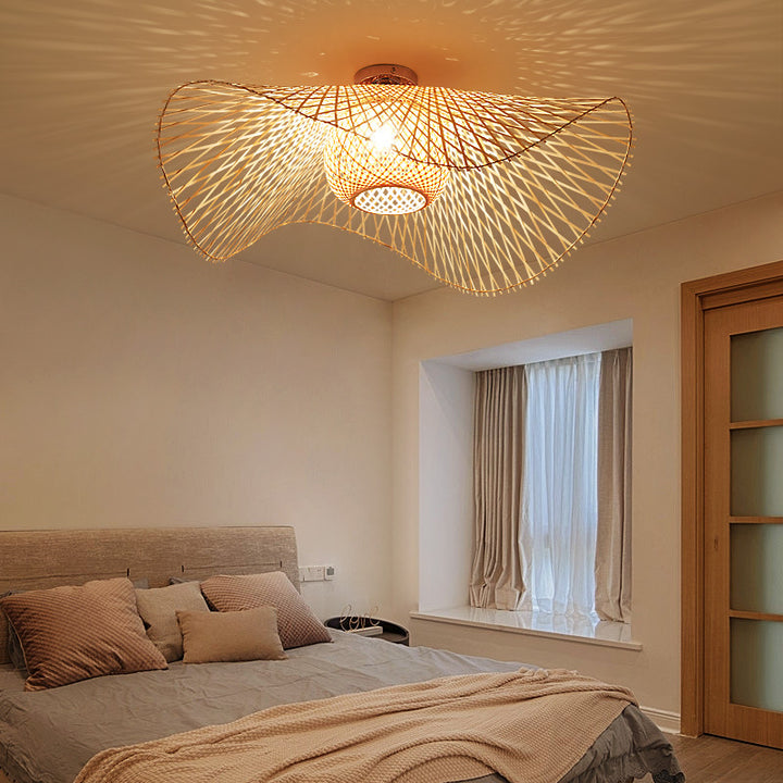 Traditionelle chinesische runde Strohhutform Bambus 1-Licht Semi-Flush-Montage Deckenleuchte für Wohnzimmer 