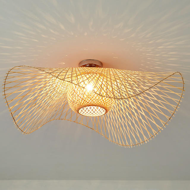 Traditionelle chinesische runde Strohhutform Bambus 1-Licht Semi-Flush-Montage Deckenleuchte für Wohnzimmer 