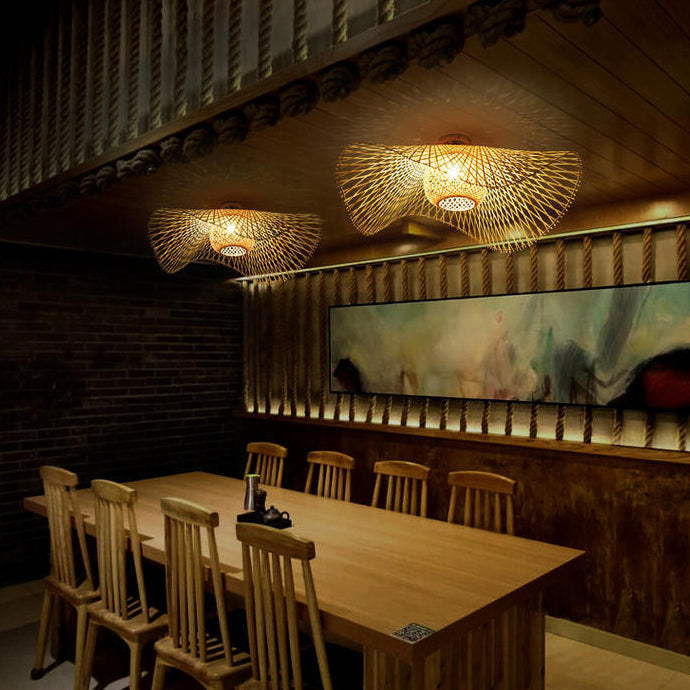 Traditionelle chinesische runde Strohhutform Bambus 1-Licht Semi-Flush-Montage Deckenleuchte für Wohnzimmer 