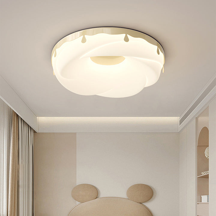 Plafonnier LED avec cadre en matériel rond en forme de beignet pour enfants créatifs contemporains, avec abat-jour en plastique, pour chambre à coucher 
