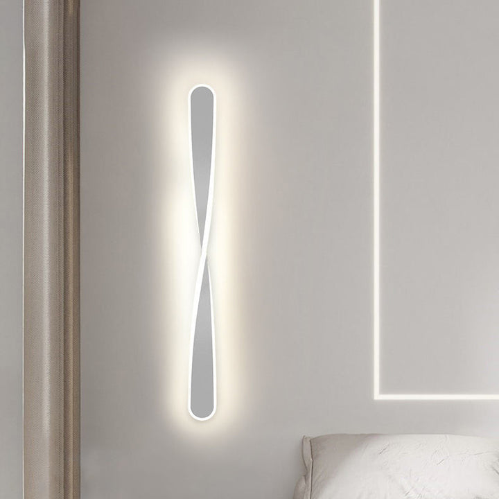Applique murale LED en spirale minimaliste moderne en fer et aluminium pour chambre à coucher 