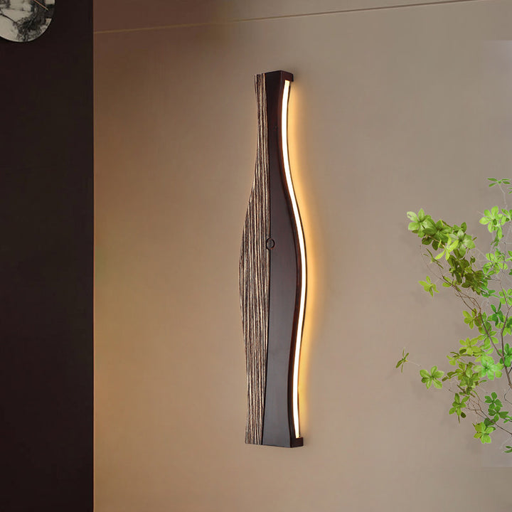 Applique murale à LED en forme de vase japonais traditionnel en bois, aluminium et silicone pour salon 