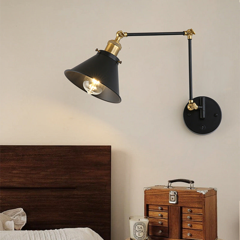 Zeitgenössische Retro Einziehbare Lange Stange Runde Hornform Eisen 1-Licht Wandleuchte Für Schlafzimmer 