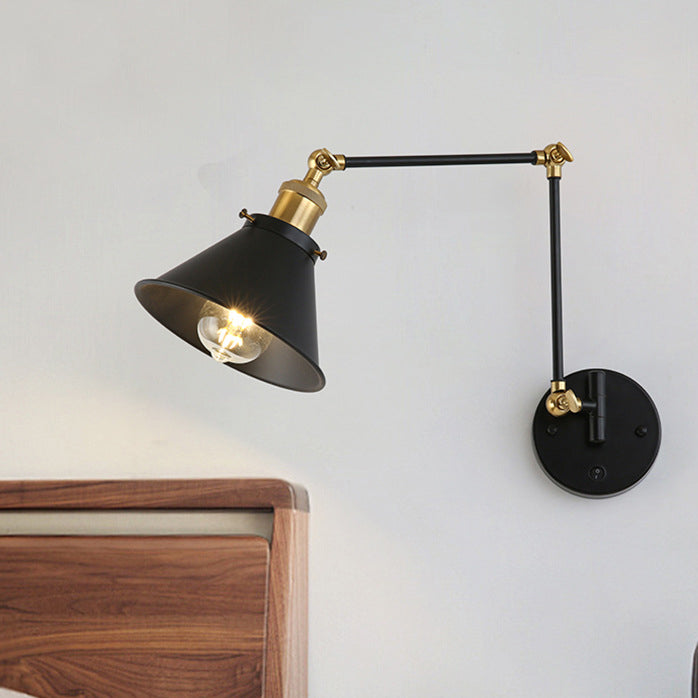 Zeitgenössische Retro Einziehbare Lange Stange Runde Hornform Eisen 1-Licht Wandleuchte Für Schlafzimmer 