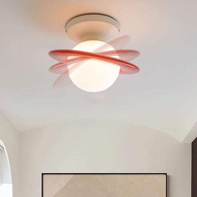 Plafonnier semi-encastré LED en résine de verre en acier au carbone cercle globe créatif contemporain pour couloir 