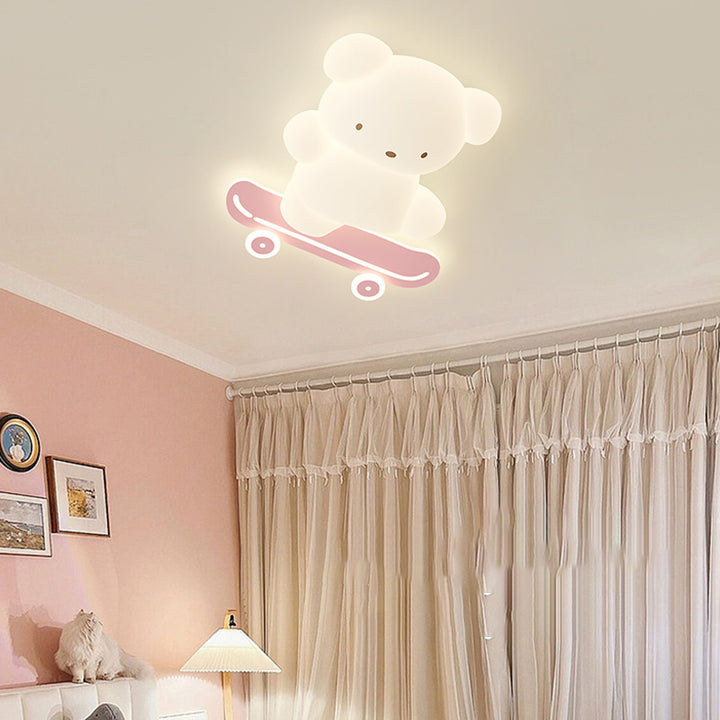Lustre de plafond à montage affleurant LED PE en fer avec ours sur skateboard pour chambre d'enfants créatifs contemporaine 