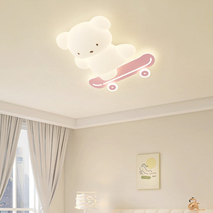 Zeitgenössische kreative Kinder Bär Skateboard Eisen PE LED Deckenleuchte für Schlafzimmer 