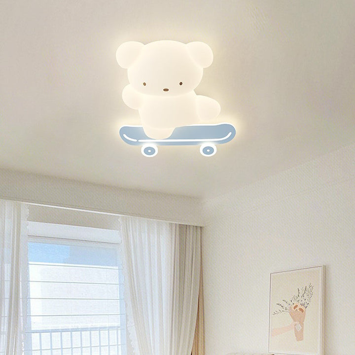 Zeitgenössische kreative Kinder Bär Skateboard Eisen PE LED Deckenleuchte für Schlafzimmer 