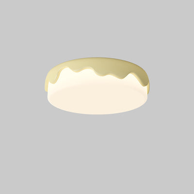 Plafonnier LED en résine acrylique avec montage affleurant pour chambre à coucher, design contemporain et créatif, en forme de gâteau rond 