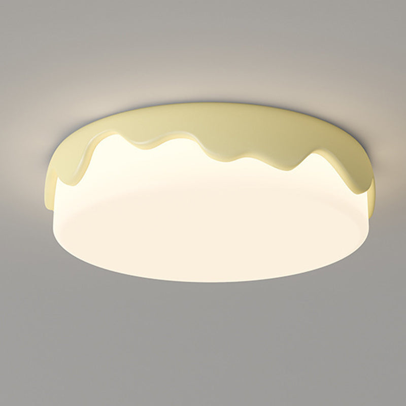 Plafonnier LED en résine acrylique avec montage affleurant pour chambre à coucher, design contemporain et créatif, en forme de gâteau rond 