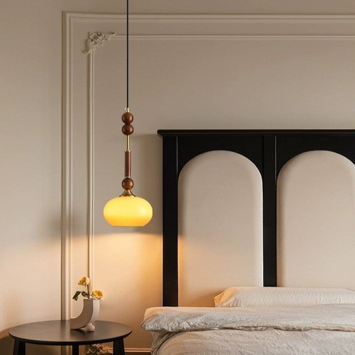 Zeitgenössische Retro Zylinder Kugel Oval Holzbeschläge Glas Stoff 1-Licht Pendelleuchte für Schlafzimmer 
