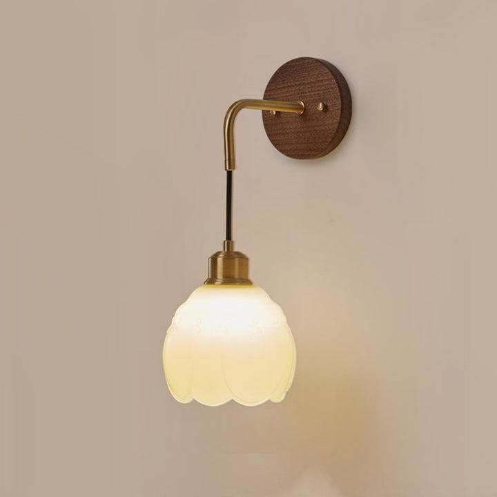 Lámpara de pared de 1 luz con pantalla de vidrio ovalada de flor retro contemporánea de cobre y madera para dormitorio 
