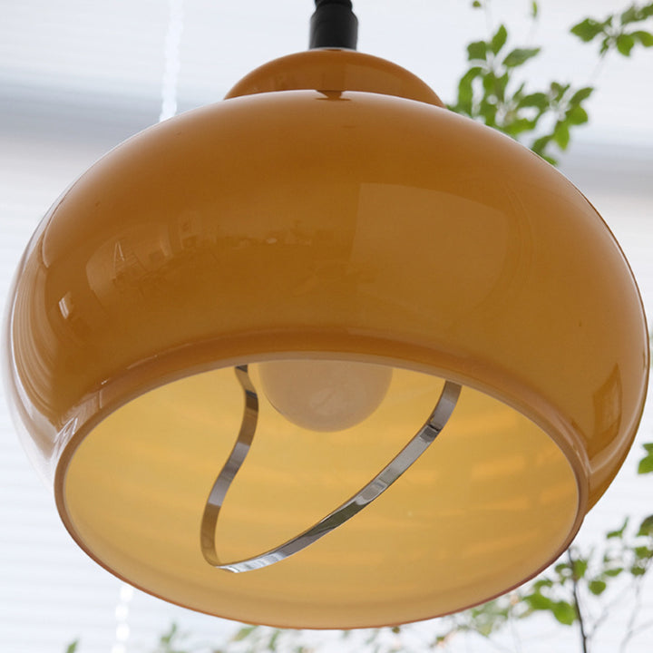 Lampe suspendue contemporaine rétro crème ovale ronde en fer avec abat-jour en verre à 1 lumière pour salon 