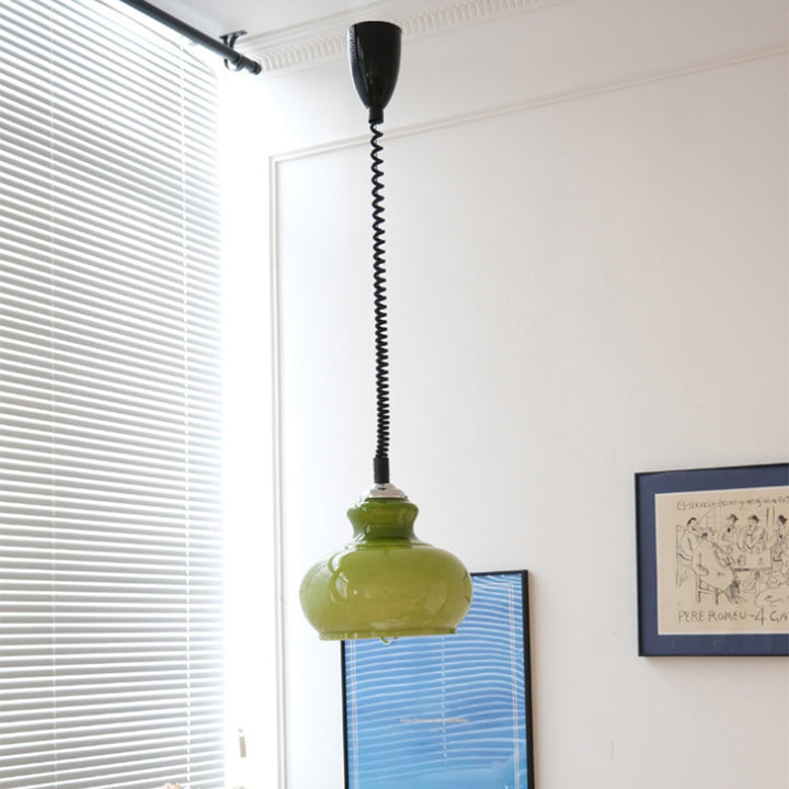 Lampe suspendue contemporaine rétro crème ovale ronde en fer avec abat-jour en verre à 1 lumière pour salon 