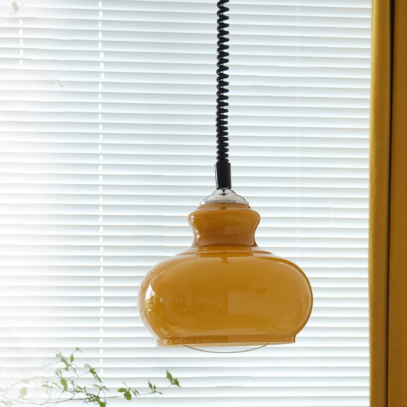 Lampe suspendue contemporaine rétro crème ovale ronde en fer avec abat-jour en verre à 1 lumière pour salon 