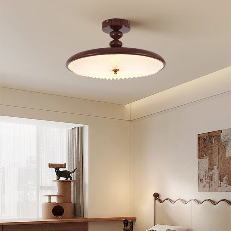 Plafonnier semi-encastré à LED avec abat-jour en PVC plissé et cadre en fer à perles rondes rétro contemporain pour chambre 